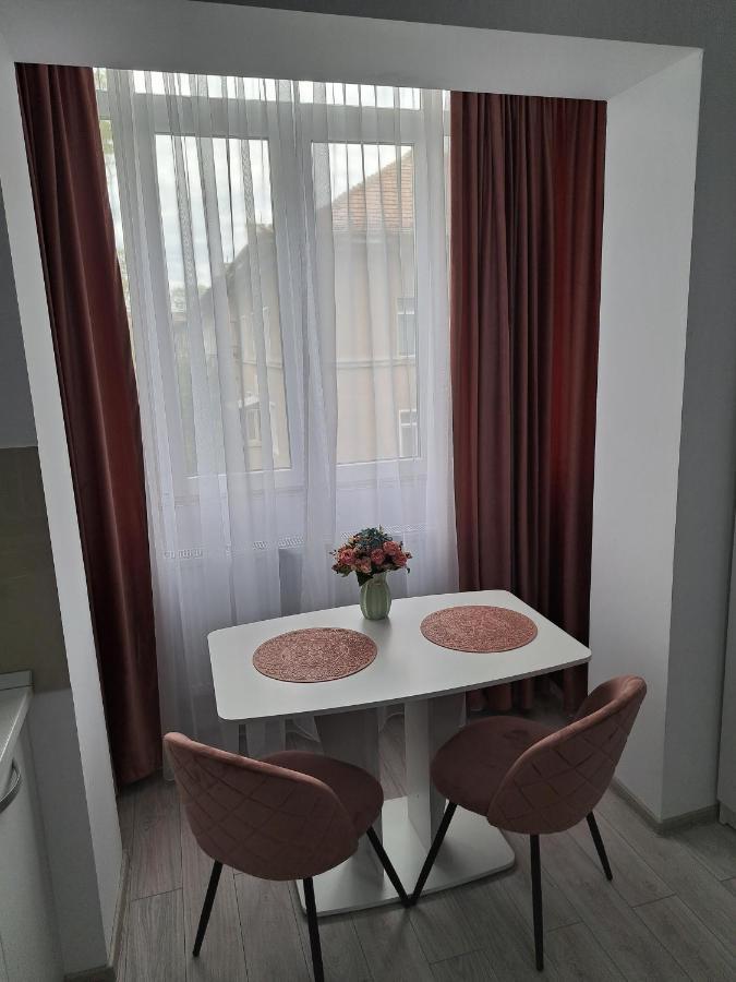 Amda Studio Onesti Dış mekan fotoğraf