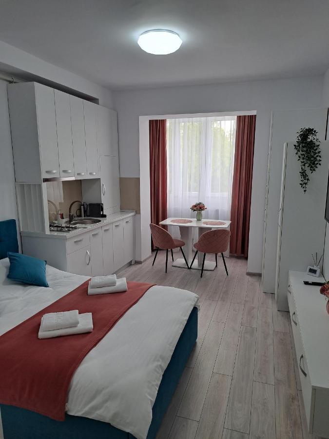 Amda Studio Onesti Dış mekan fotoğraf